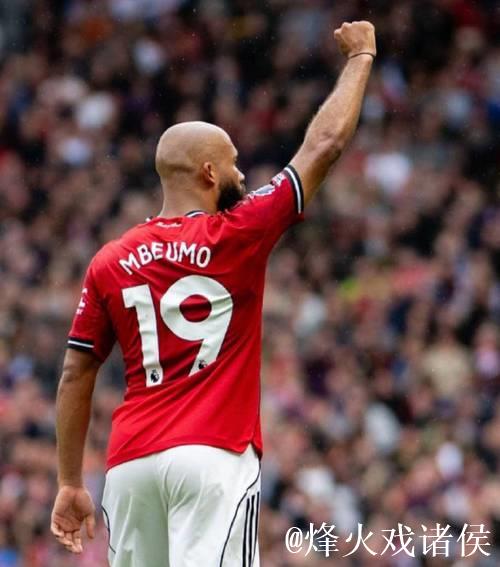 前教练:姆贝莫能够在各个位置踢球 他会是库尼亚的锋线好搭档 前教练:姆贝莫能够在各个位置踢球 他会是库尼亚的锋线好搭档